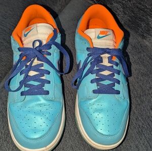 Nike Turquoise and Orange Athletic Shoes